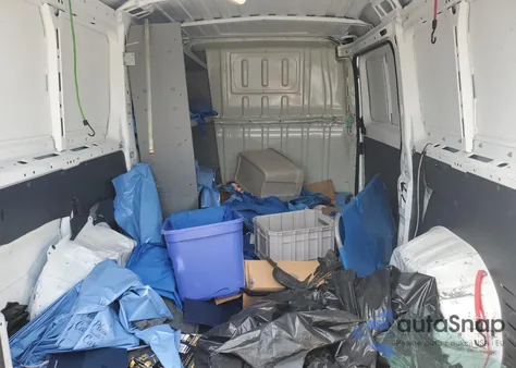 2021 Ram Promaster 2500 Low Roof 136 Wb из США, поврежденный, VIN 3C6LRVVG1ME506821